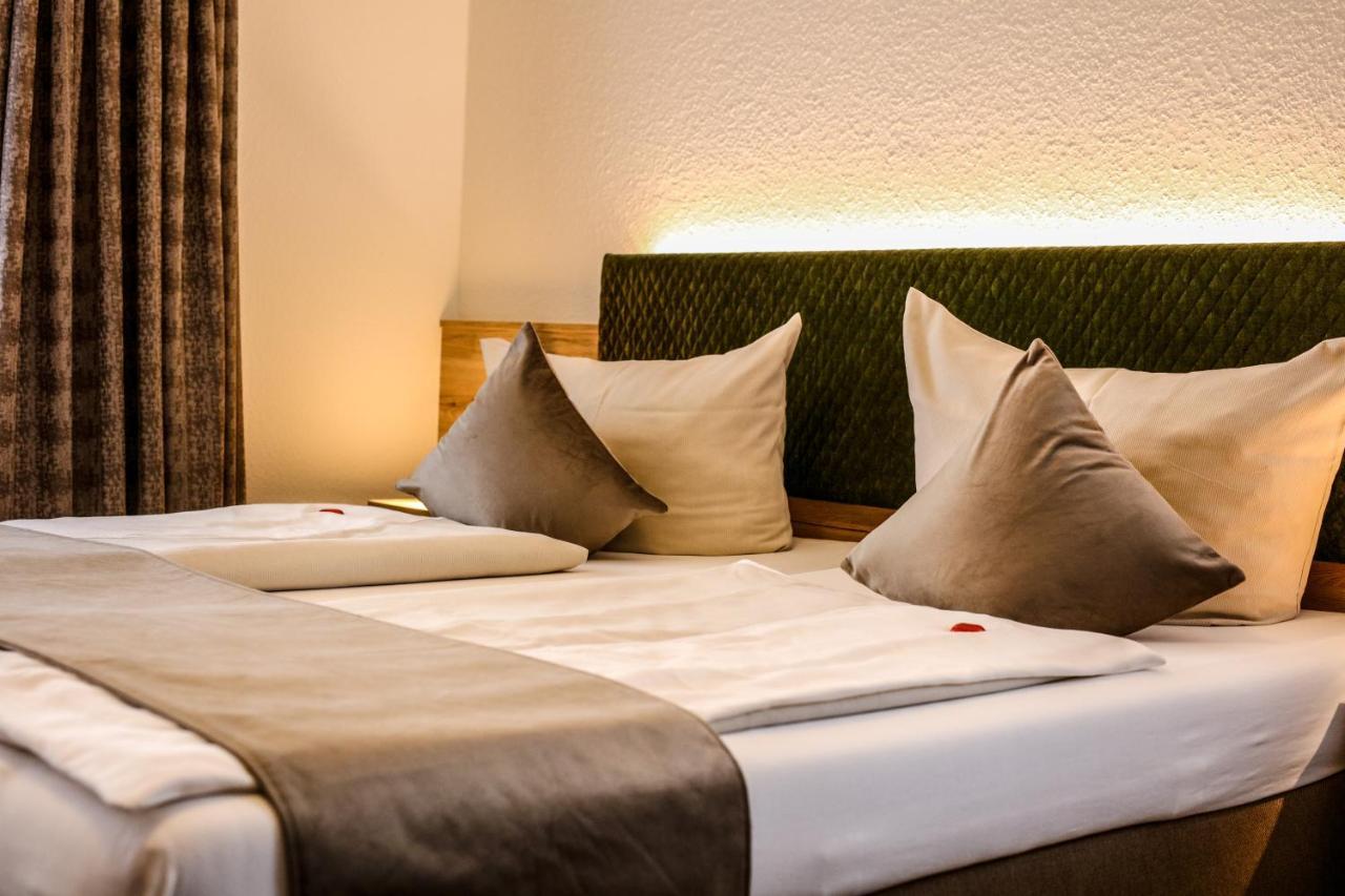 Hotel Restaurant Schwoerer Lenzkirch Zewnętrze zdjęcie