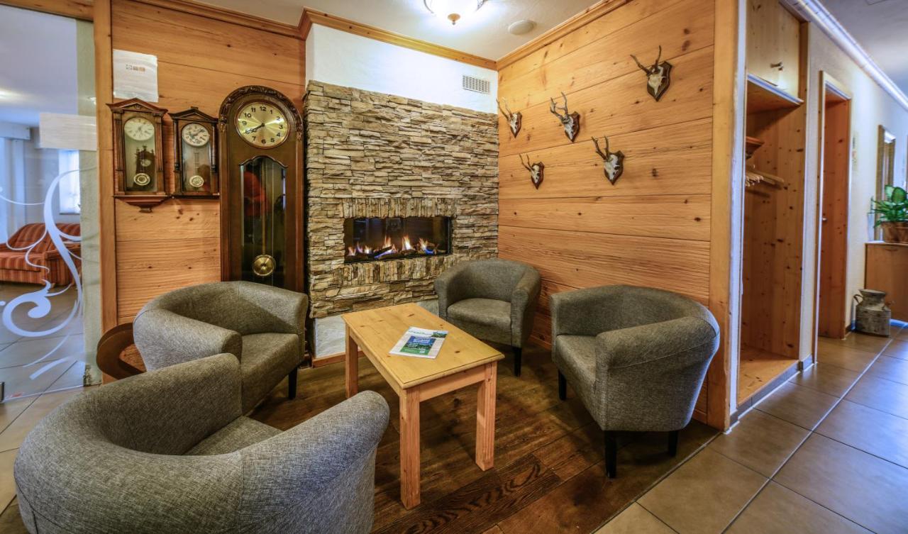 Hotel Restaurant Schwoerer Lenzkirch Zewnętrze zdjęcie