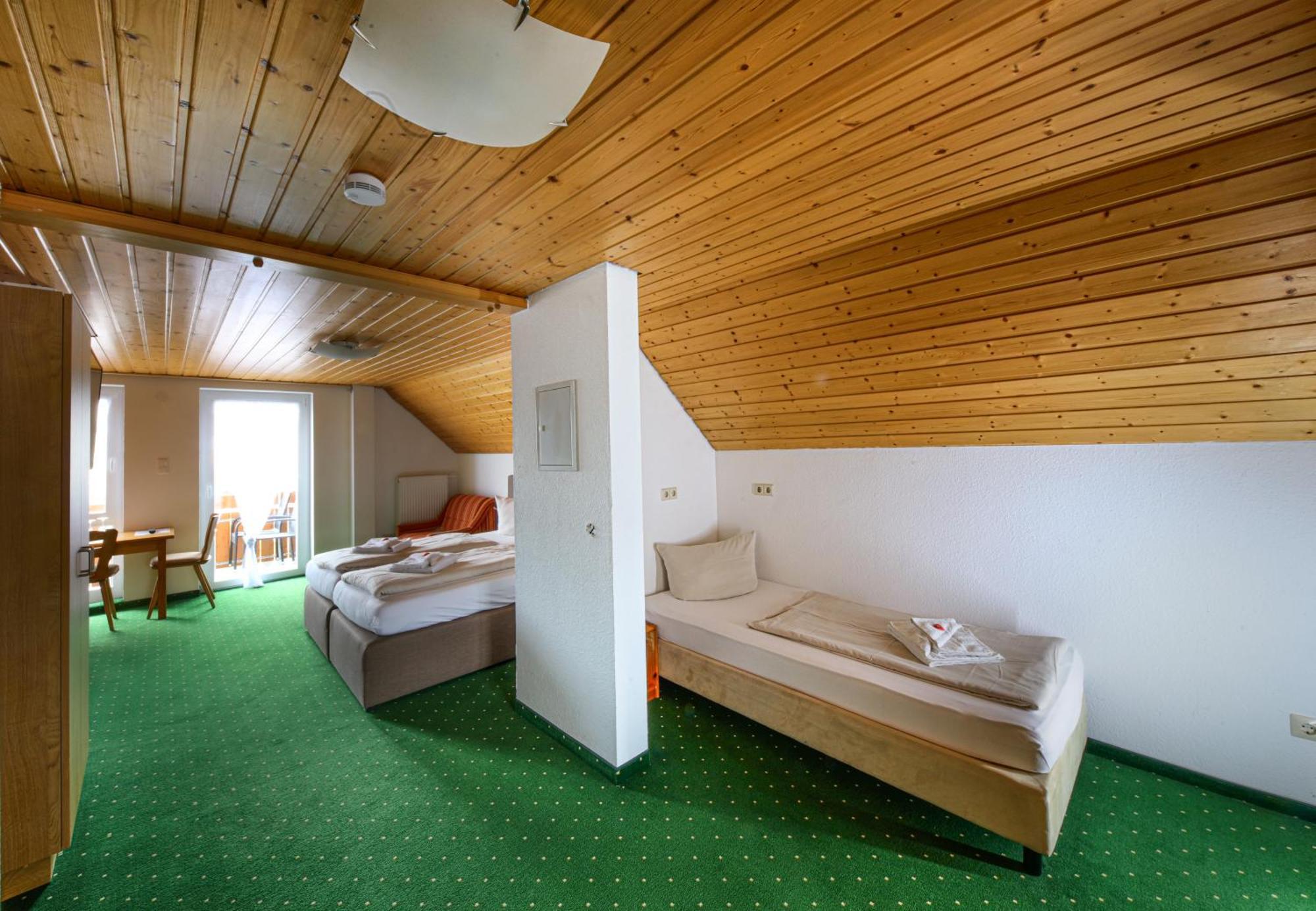 Hotel Restaurant Schwoerer Lenzkirch Pokój zdjęcie