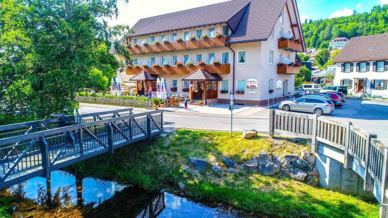 Hotel Restaurant Schwoerer Lenzkirch Zewnętrze zdjęcie