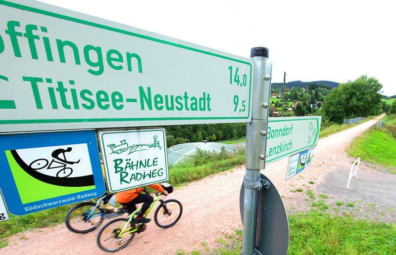 Hotel Restaurant Schwoerer Lenzkirch Zewnętrze zdjęcie